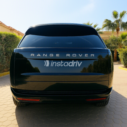 Land Rover Range Rover 2025 Black Automatic Used for Sale in Cairo - 7