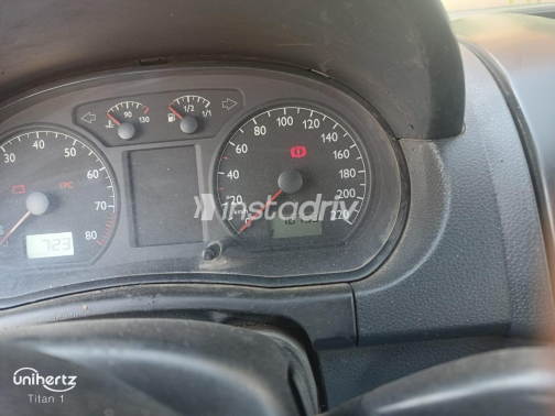 Volkswagen Polo 2005 Gray Manual Used for Sale in Cairo - 1