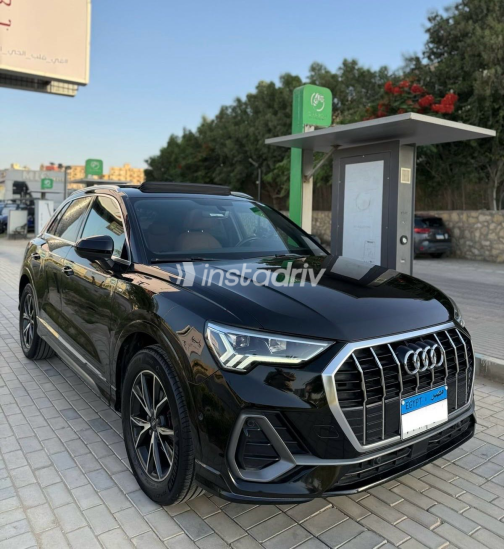 اودي Q3 2021 أسود أوتوماتيك مستعملة للبيع في الجيزة - 2