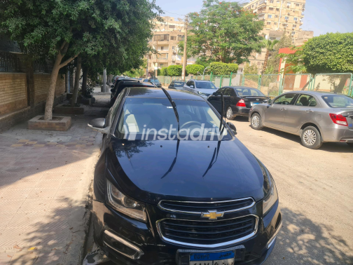 شيفروليه كروز 2016 أسود أوتوماتيك مستعملة للبيع في مصر الجديدة - 2