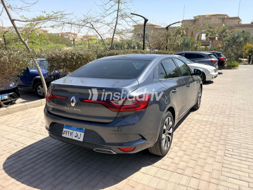 Renault Megane 2022 Dark Gray Automatic Used for Sale in Giza - 4