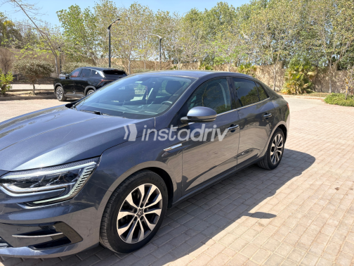 Renault Megane 2022 Dark Gray Automatic Used for Sale in Giza - 9