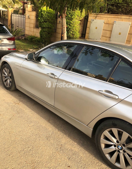 بي ام دبليو 318 2017 فضي أوتوماتيك مستعملة للبيع في الجيزة - 1