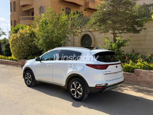 Kia Sportage 2021 White Automatic Used for Sale in 6 October - 2
