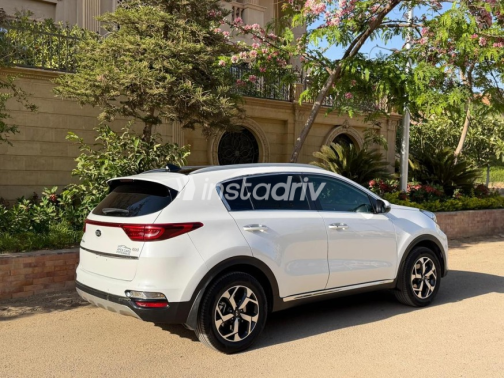 Kia Sportage 2021 White Automatic Used for Sale in 6 October - 3