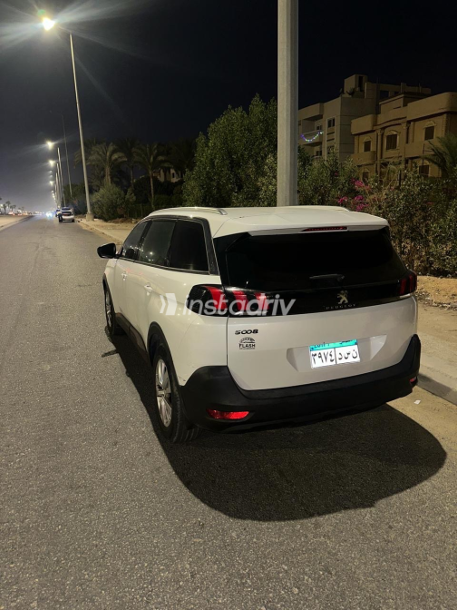 Peugeot 5008 2019 White Automatic Used for Sale in Greater Cairo ( Cairo + Giza) - 5