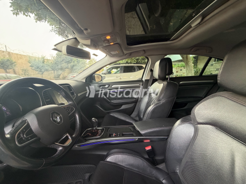 رينو ميجان 2021 فضي CVT مستعملة للبيع في شيراتون - 5