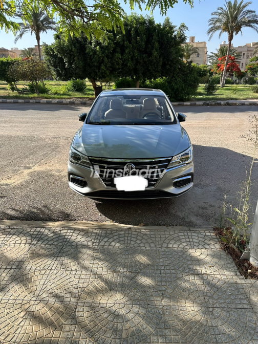 MG 5 2025 Silver CVT Used for Sale in Cairo - 2