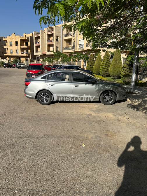 MG 5 2025 Silver CVT Used for Sale in Cairo - 3