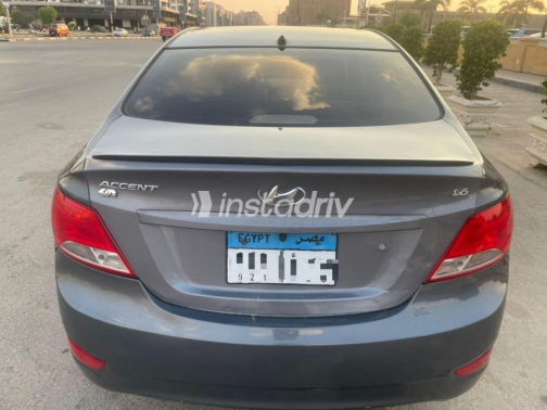 Hyundai Accent RB 2017 Gray Automatic Used for Sale in Nasr city - 2