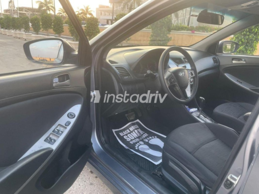 Hyundai Accent RB 2017 Gray Automatic Used for Sale in Nasr city - 5