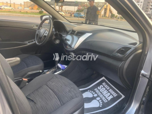 Hyundai Accent RB 2017 Gray Automatic Used for Sale in Nasr city - 9