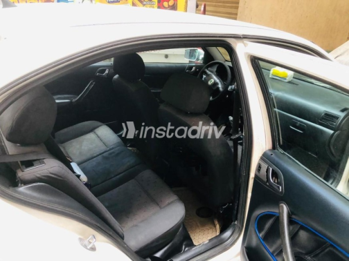 سكودا اوكتافيا A4 2008 أبيض أوتوماتيك مستعملة للبيع في الإسكندرية - 3