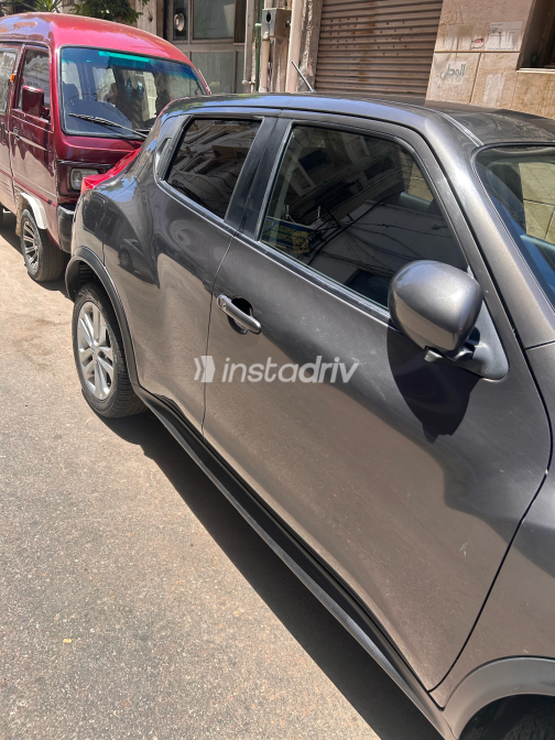 Nissan Juke 2013 Brown Automatic Used for Sale in Alexandria - 2
