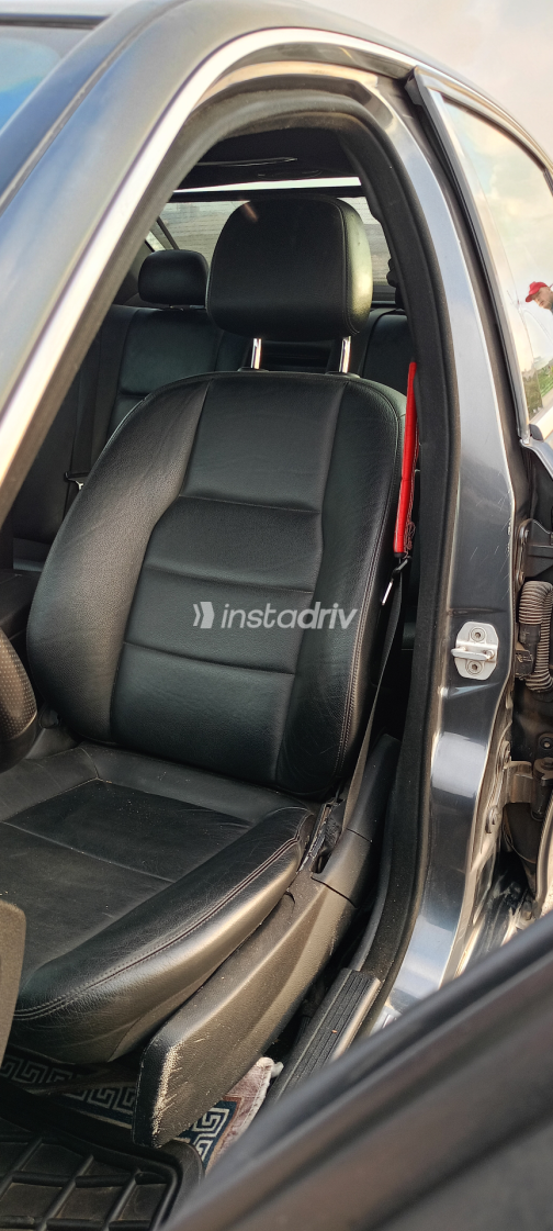 مرسيدس C 280 2009 رمادي أوتوماتيك مستعملة للبيع في الإسكندرية - 4
