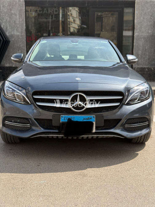 Mercedes C 180 2015 Gray Automatic Used for Sale in Nasr city - 1