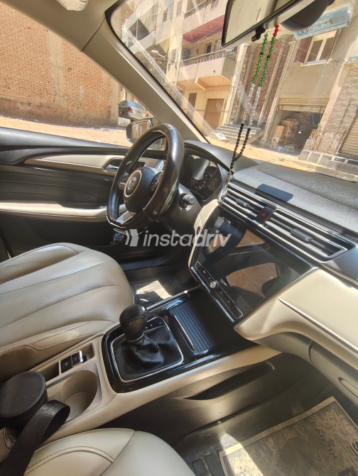 ام جى 5 2021 أسود أوتوماتيك مستعملة للبيع في الدقهلية - 4