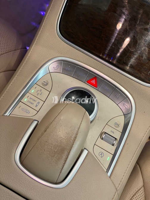 Mercedes S 400 2015 Black Automatic Used for Sale in Heliopolis - 3