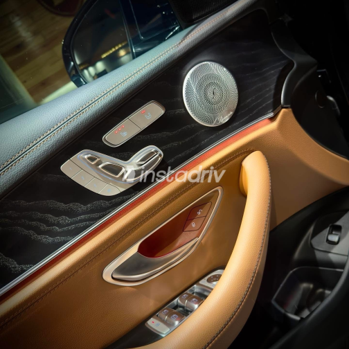 Mercedes E 300 2020 Black Automatic Used for Sale in Giza - 4