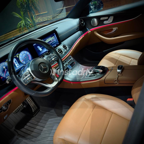 Mercedes E 300 2020 Black Automatic Used for Sale in Giza - 9