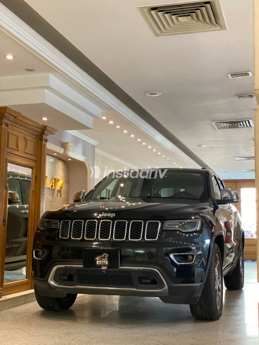 Jeep Grand Cherokee 2020 Black Automatic Used for Sale in Heliopolis - 1