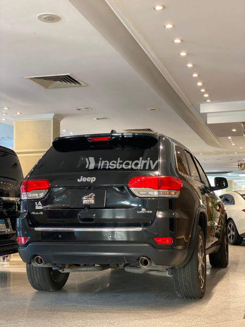 Jeep Grand Cherokee 2020 Black Automatic Used for Sale in Heliopolis - 4