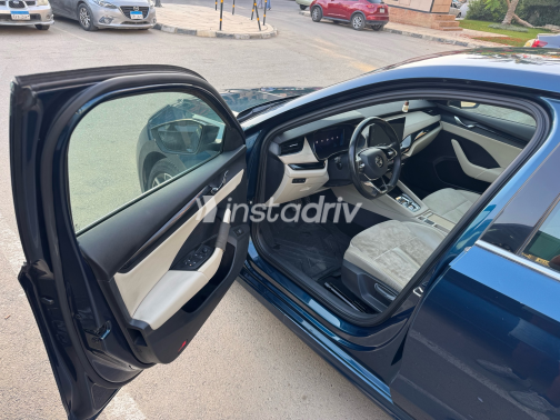 سكودا اوكتافيا A8 2021 أبيض أوتوماتيك مستعملة للبيع في الزمالك - 4