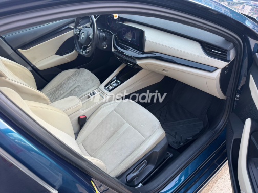 سكودا اوكتافيا A8 2021 أبيض أوتوماتيك مستعملة للبيع في الزمالك - 9