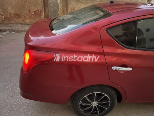 Nissan Sunny 2019 Red Automatic Used for Sale in Mansoura - 5