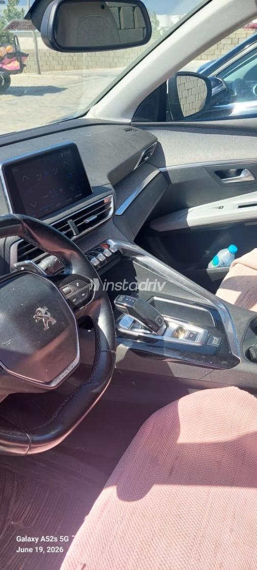 بيجو 5008 2019 أبيض أوتوماتيك مستعملة للبيع في الجيزة - 2