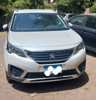 بيجو 5008 2019 أبيض أوتوماتيك مستعملة للبيع في الجيزة