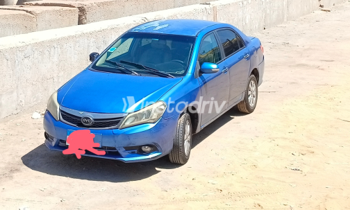 بى واى دى‬ F3 2018 أزرق يدوي مستعملة للبيع في القاهرة - 1