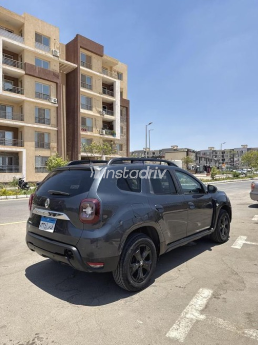 Renault Duster 2019 White Automatic Used for Sale in Greater Cairo ( Cairo + Giza) - 5