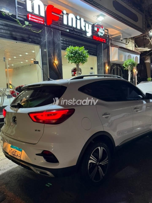 MG ZS 2025 White Automatic Used for Sale in Mansoura - 4
