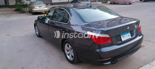 بي ام دبليو 525 2010 رمادي أوتوماتيك مستعملة للبيع في الإسكندرية - 8