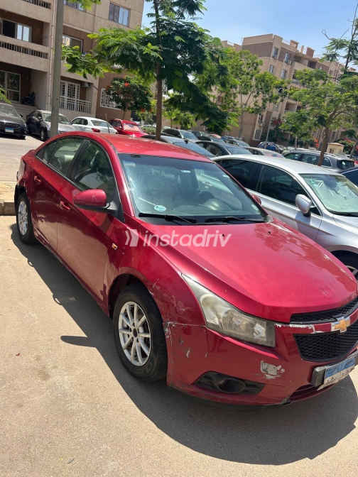 Chevrolet Cruze 2010 White Automatic Used for Sale in Madinaty - 3