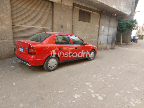 اوبل أسترا 2000 أحمر يدوي مستعملة للبيع في مدينة نصر - 5