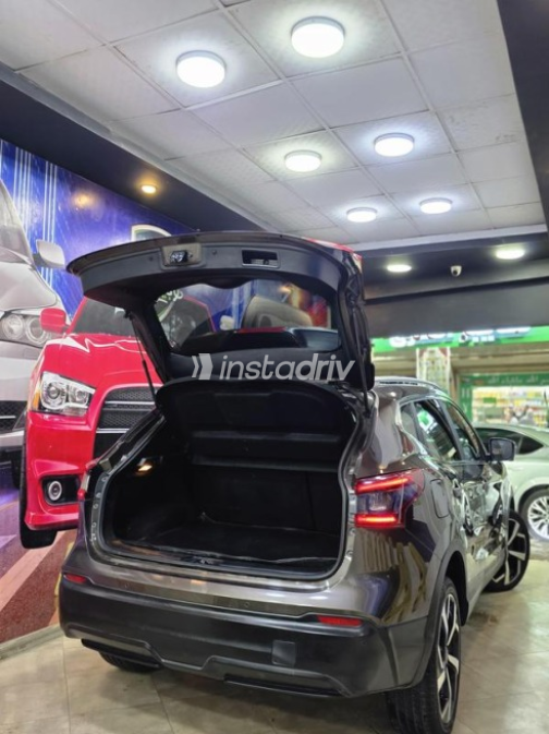 Nissan Qashqai 2018 Brown Automatic Used for Sale in El Mahalla - 2