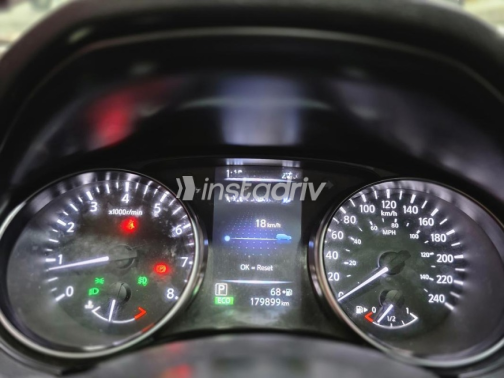 Nissan Qashqai 2018 Brown Automatic Used for Sale in El Mahalla - 9