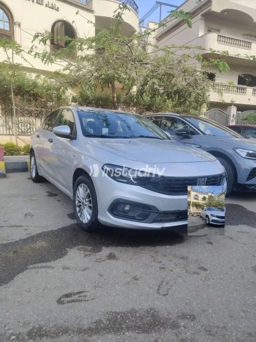 Fiat Tipo 2022 Silver Automatic Used for Sale in Qalyubia - 2