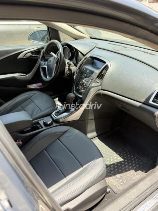 Opel Astra 2013 Dark Gray Automatic Used for Sale in Cairo - 7