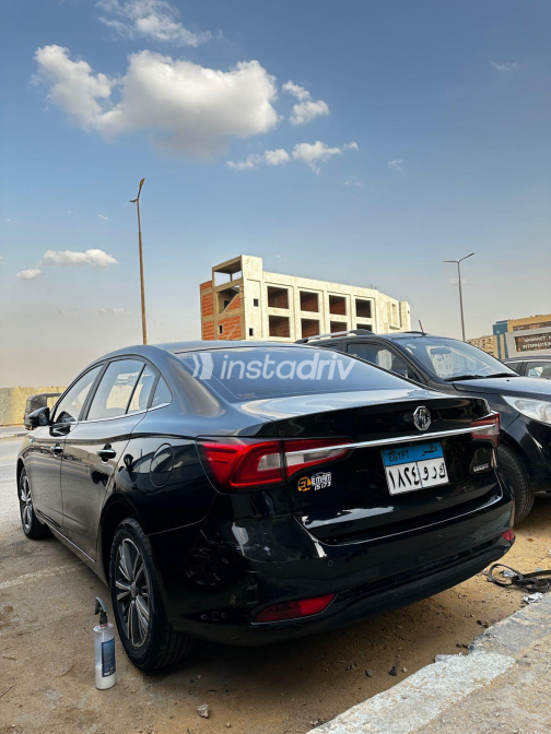 ام جى 5 2025 أسود أوتوماتيك مستعملة للبيع في مدينة نصر - 2