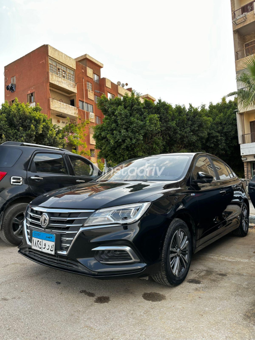 ام جى 5 2025 أسود أوتوماتيك مستعملة للبيع في مدينة نصر - 3