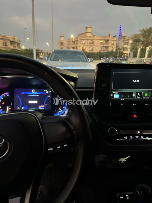 تويوتا كورولا 2023 أسود CVT مستعملة للبيع في القاهرة - 4