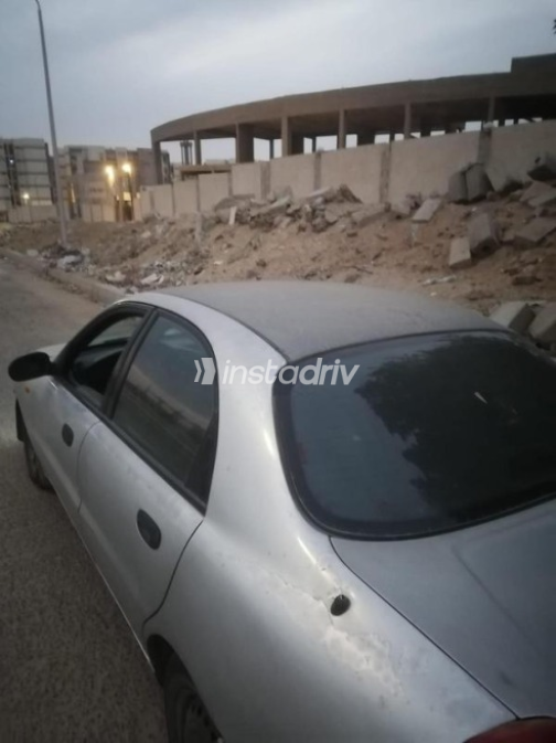 دايو لانوس 2 2000 فضي يدوي مستعملة للبيع في المنيل - 4