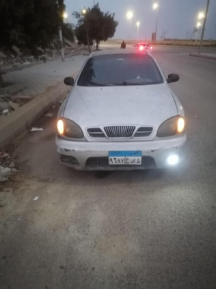 دايو لانوس 2 2000 فضي يدوي مستعملة للبيع في المنيل