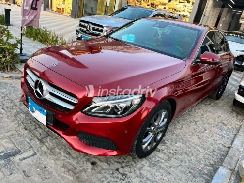 Mercedes C 180 2018 Red Automatic Used for Sale in Giza - 6