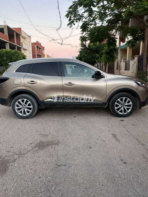 Renault Kadjar 2018 Gold Automatic Used for Sale in Beheira - 5