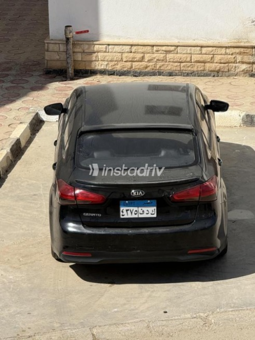 كيا K3 2018 أسود أوتوماتيك مستعملة للبيع في العبور - 10
