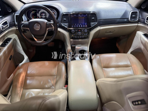 Jeep Grand Cherokee 2019 Black Automatic Used for Sale in Cairo - 8
